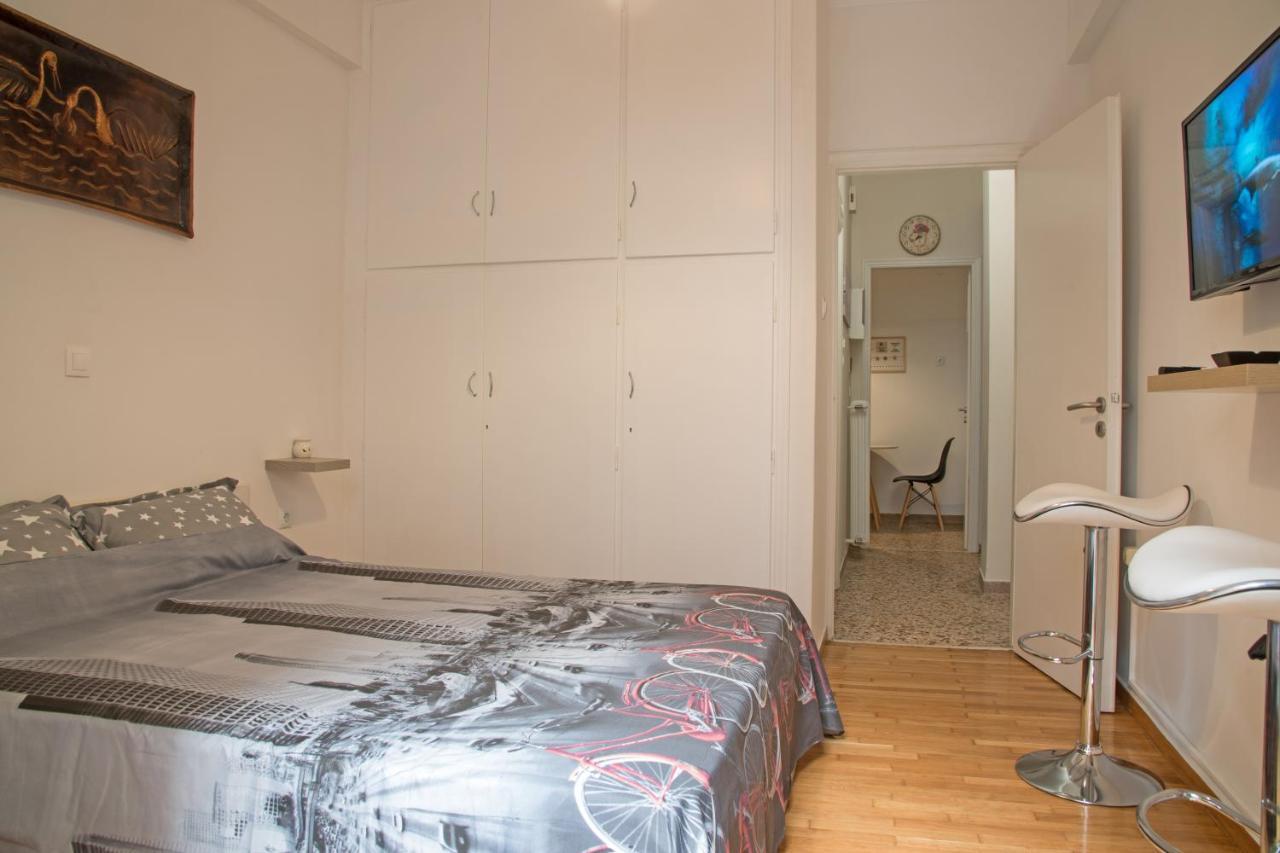 Messolonghi Square Apartment アテネ エクステリア 写真
